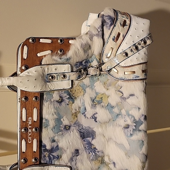 Cromia Floral Satchel - Picture 3 of 16